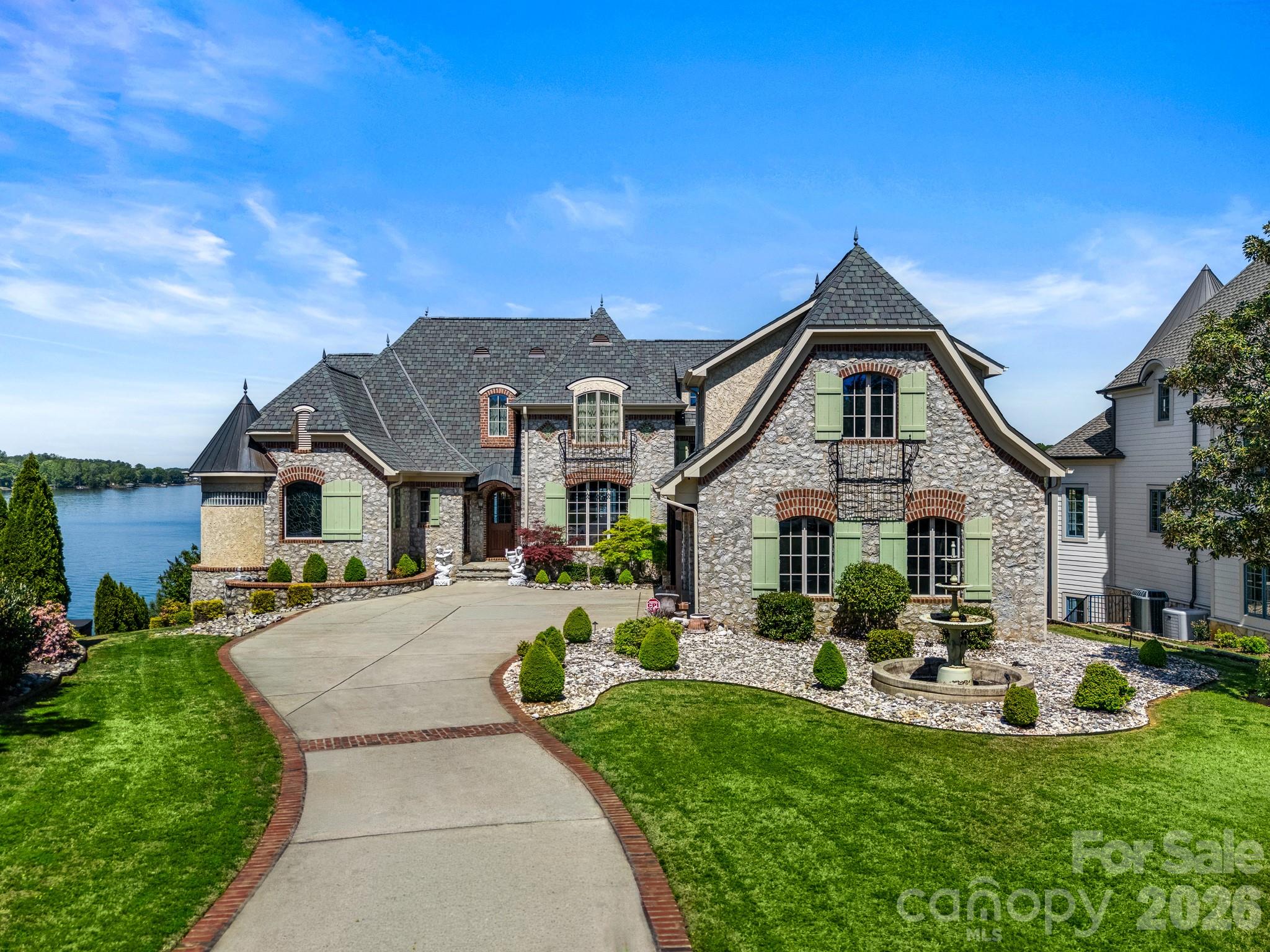 331 Ivy Arbor Circle