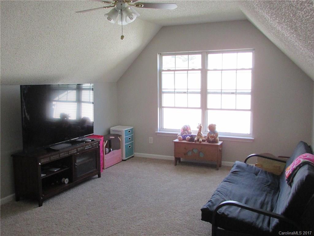 Foxchase - Residential Lease