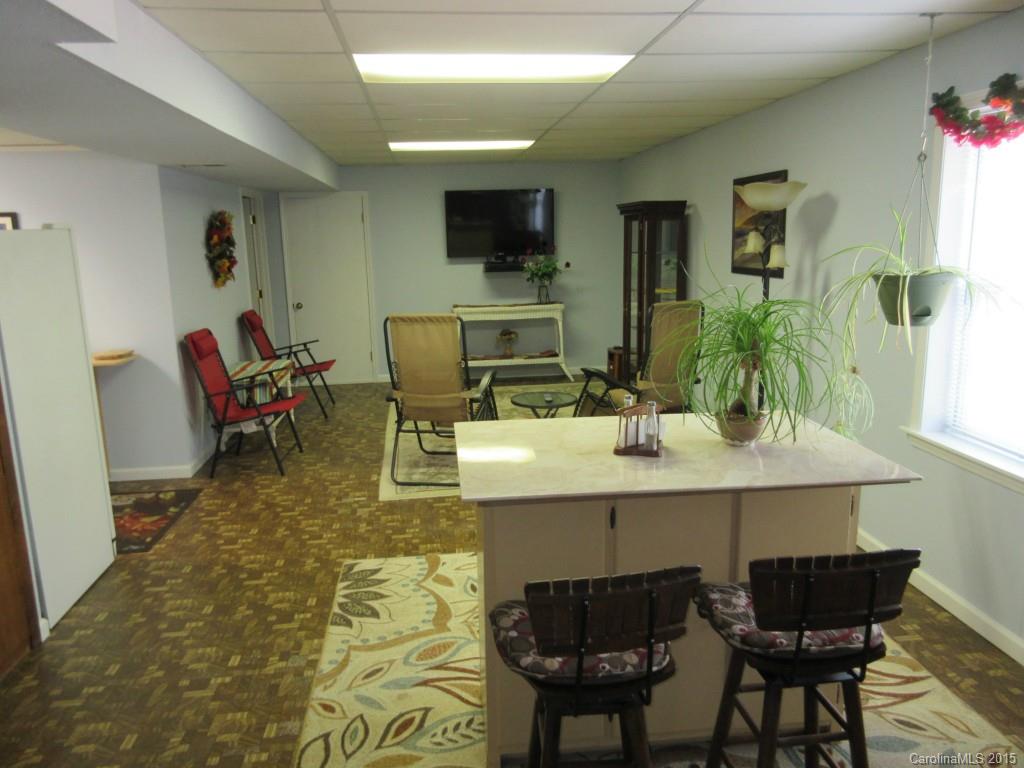 Forest Hills - Residential