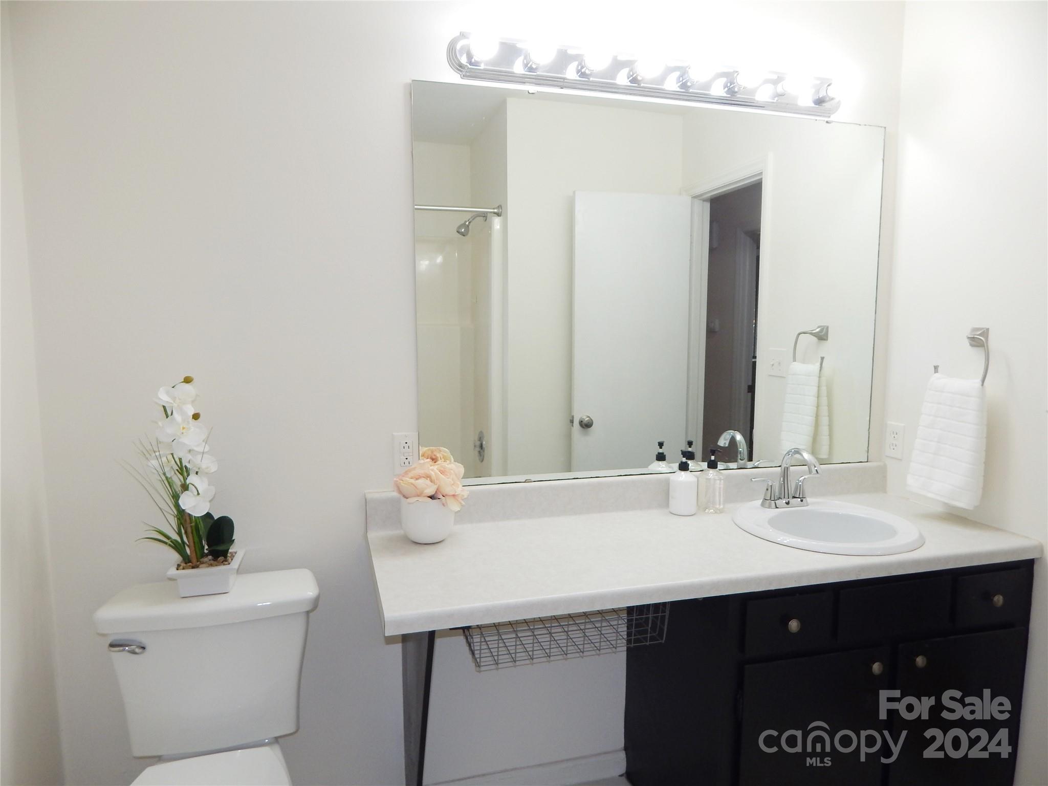 Riverview Villas - Residential