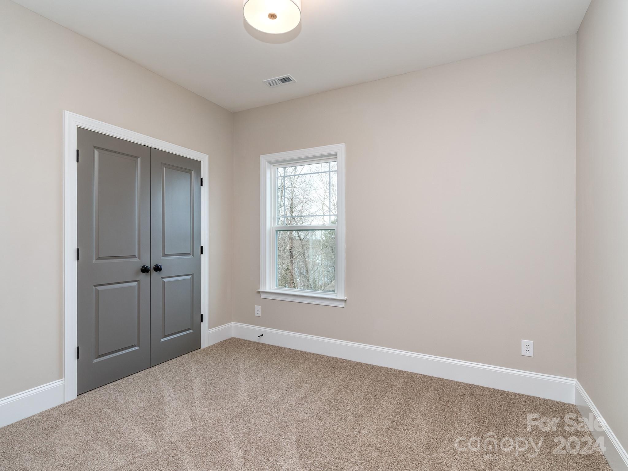 Tega Cay - Residential