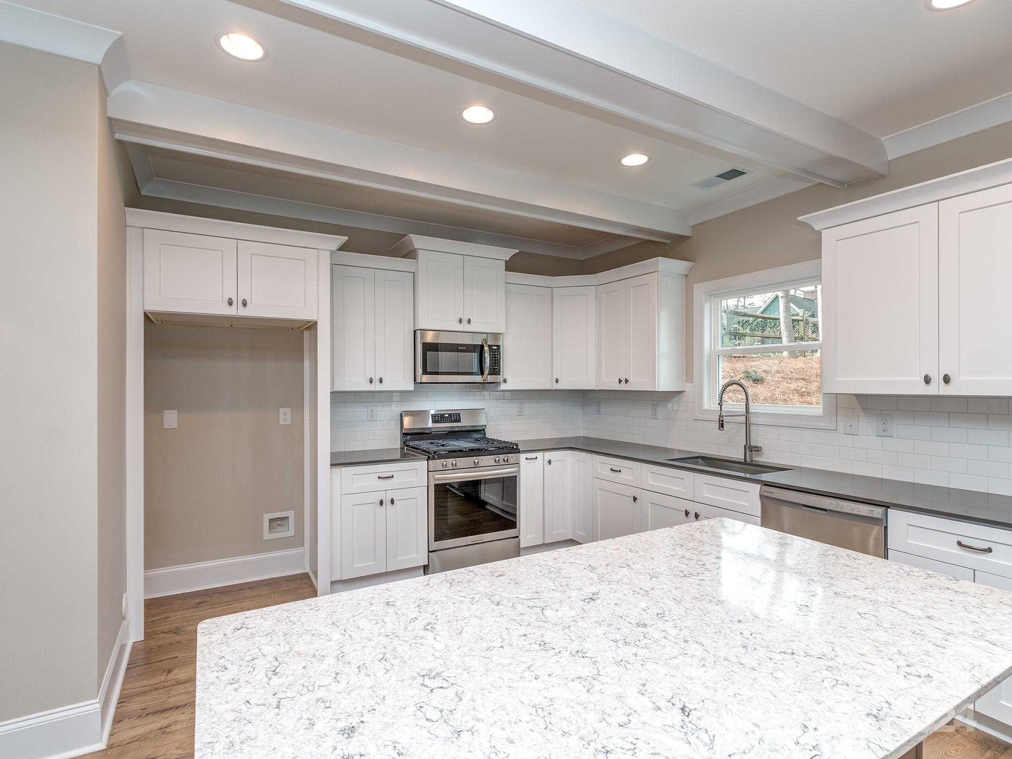 Tega Cay - Residential