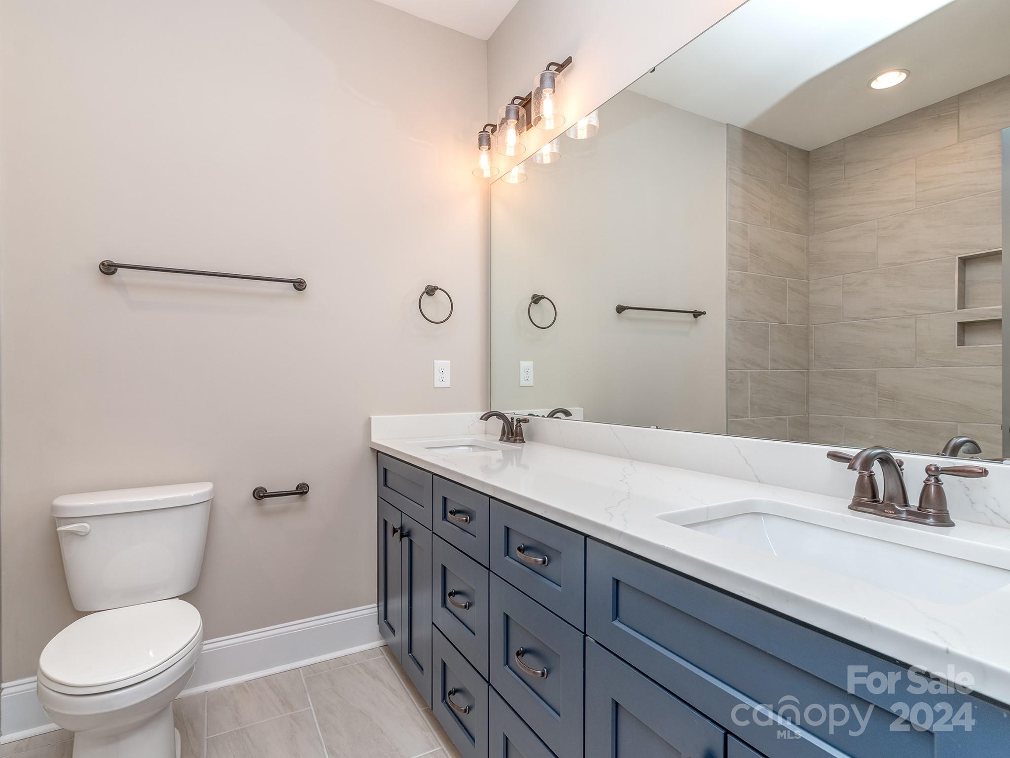 Tega Cay - Residential