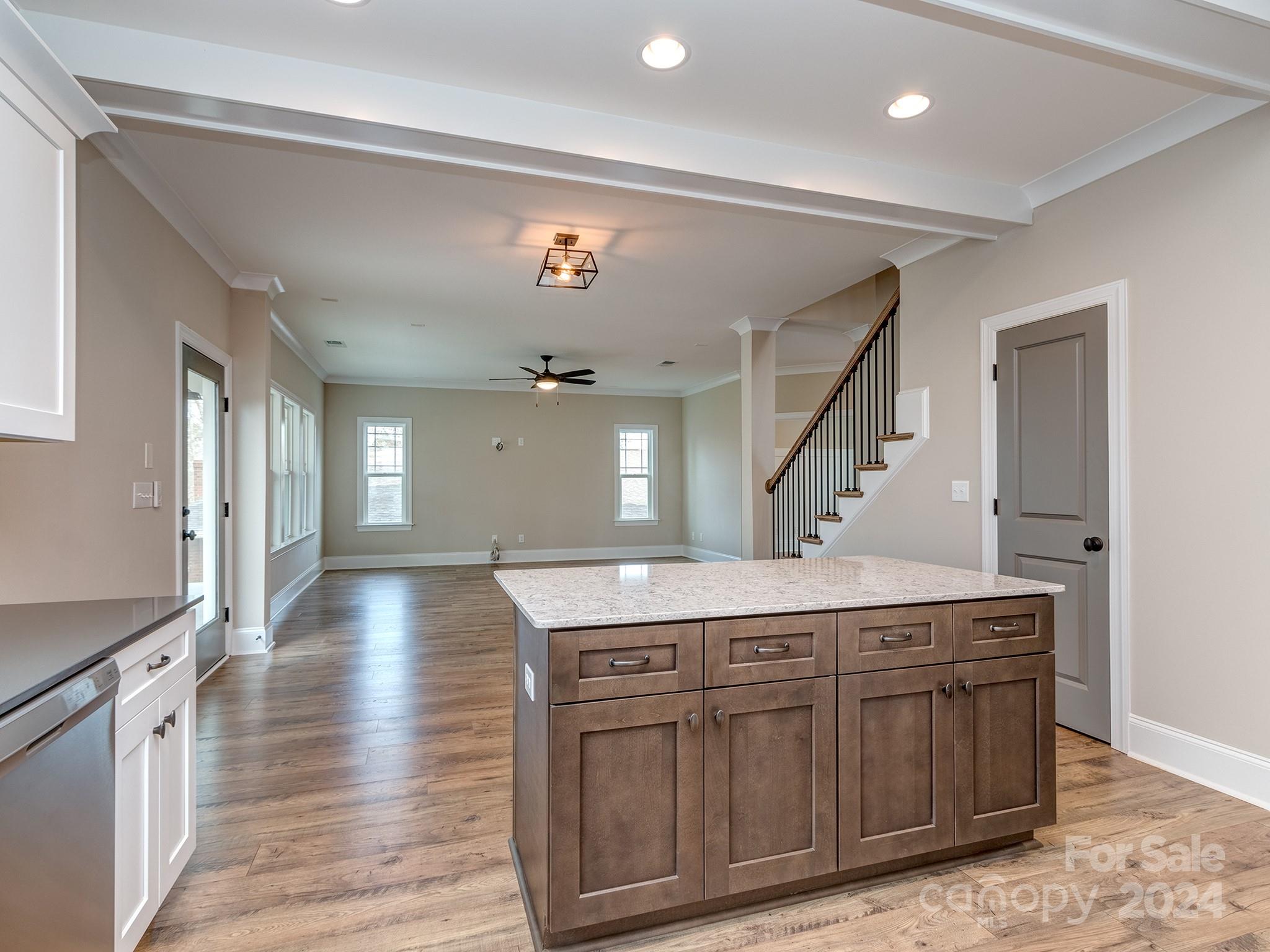 Tega Cay - Residential