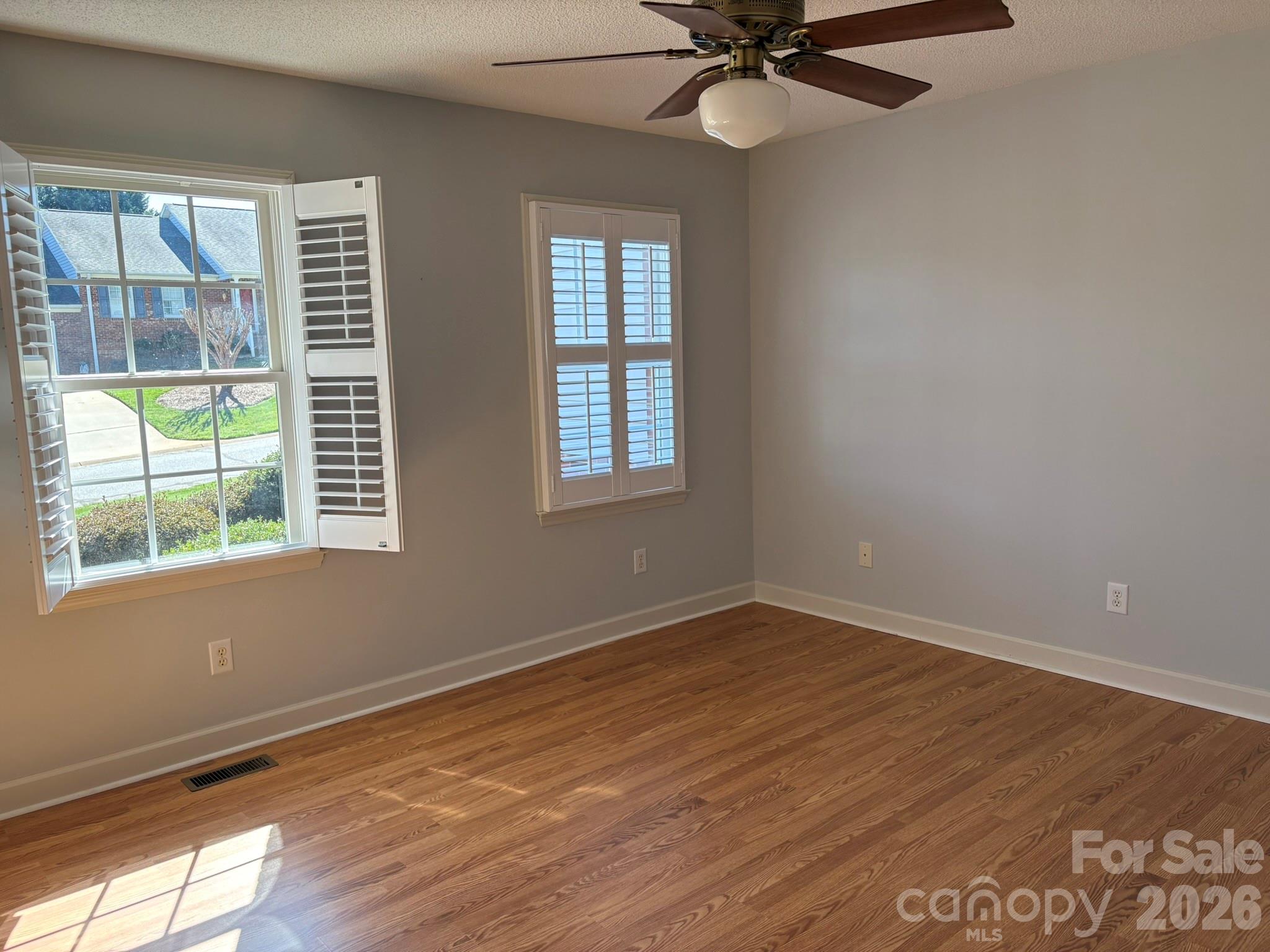 Forrest Glenn - Residential