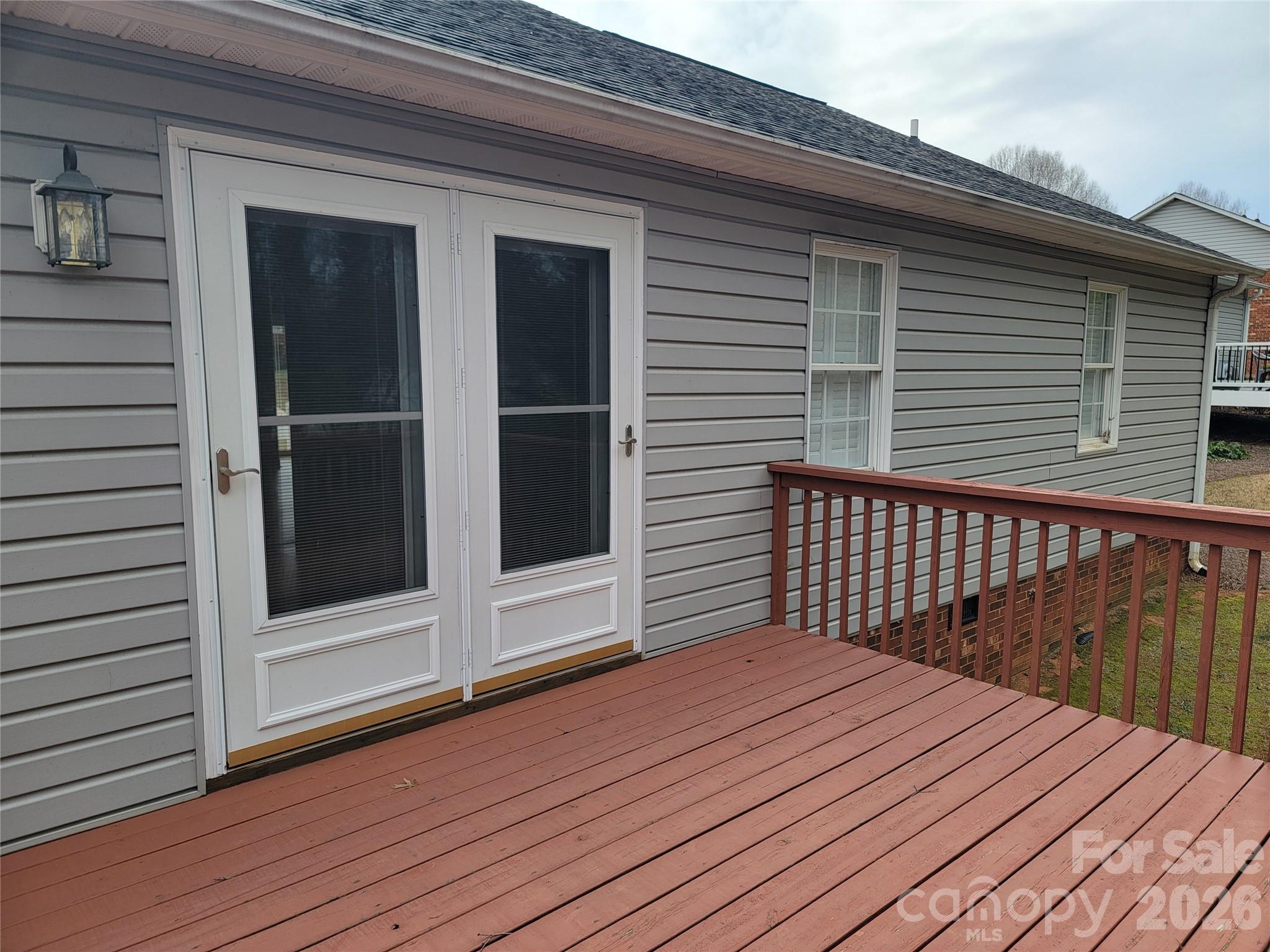 107 Forrest Glenn Court