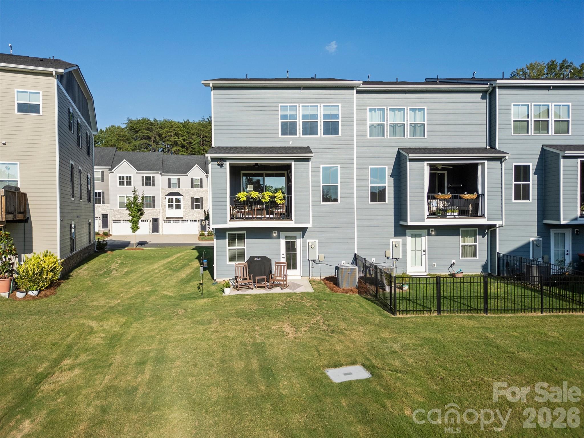 2035 Dornoch Road