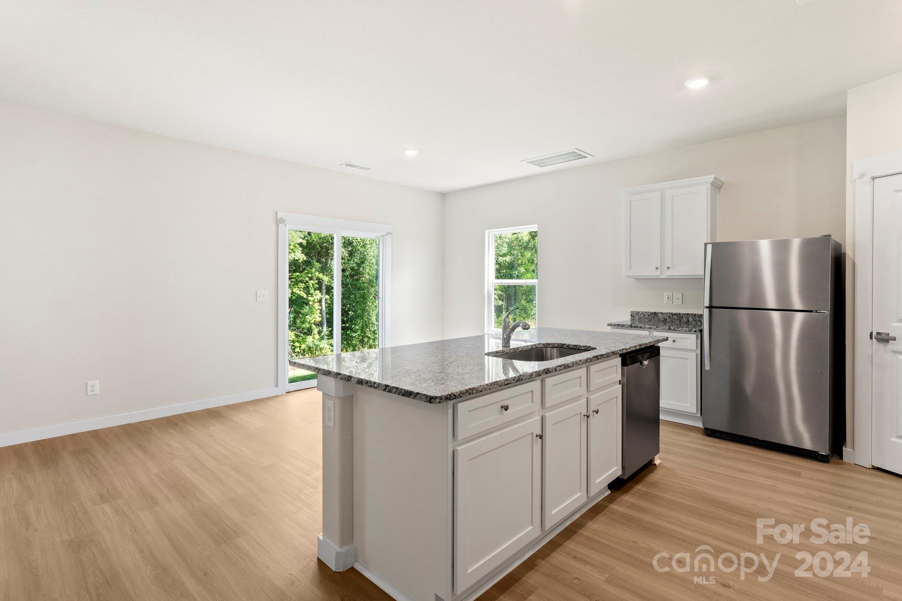 Knights Bridge - Residential