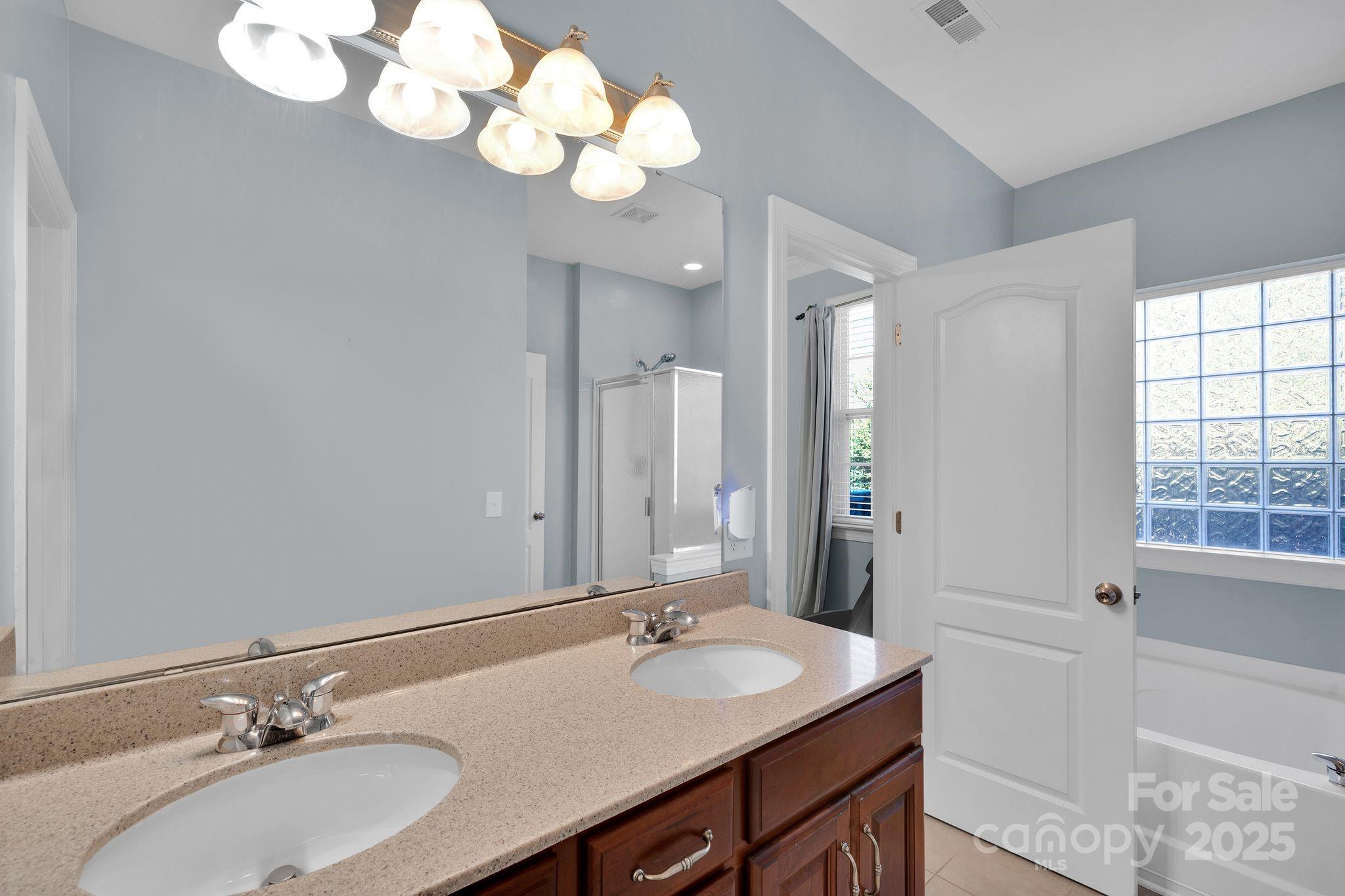 Wesley Oaks - Residential