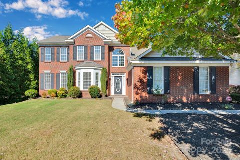 805 Springwood Drive Waxhaw NC 28173