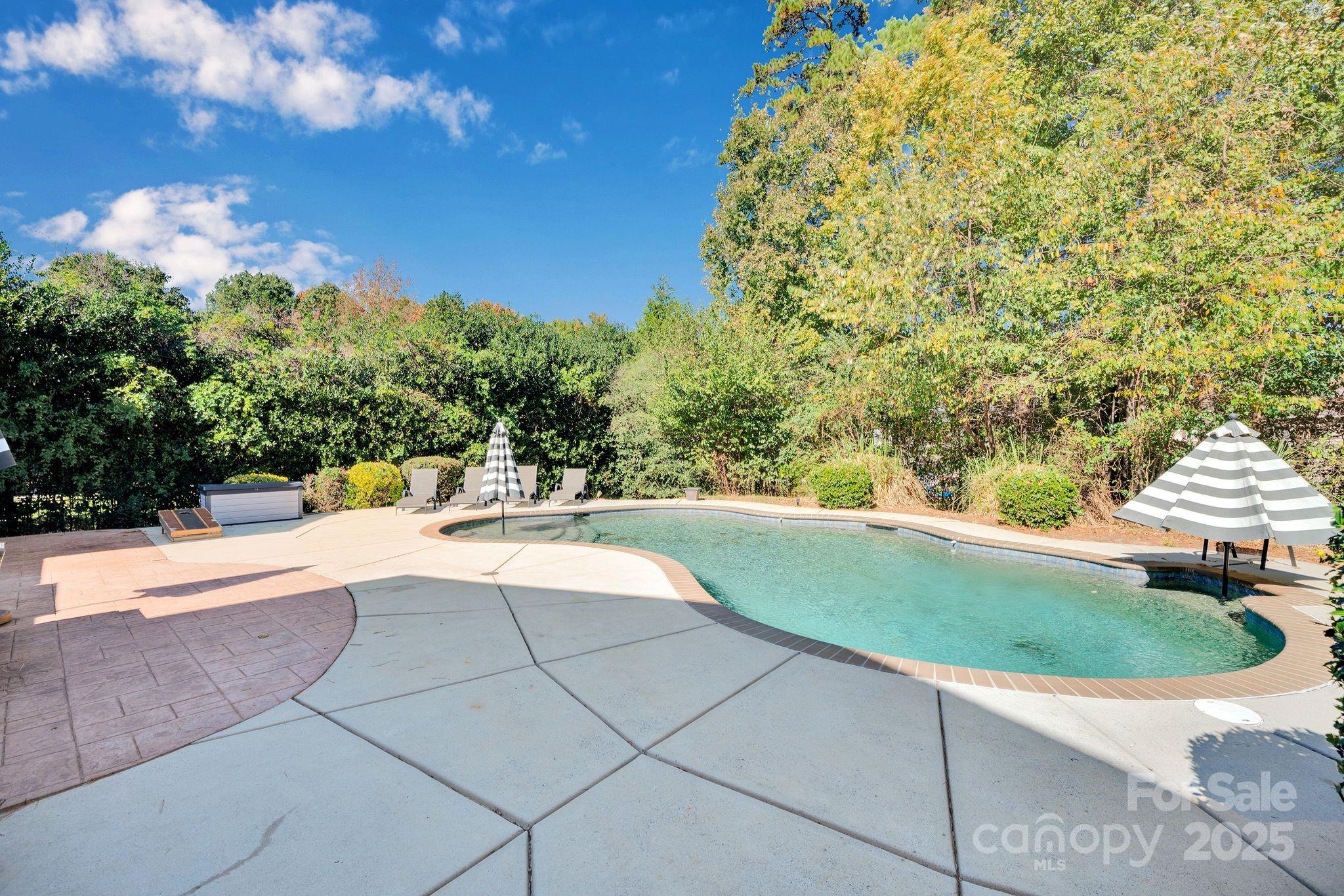 805 Springwood Drive