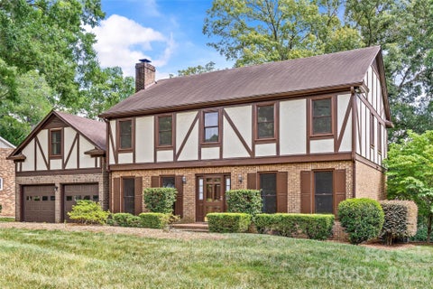 Photo of 7201 Hopeton Road, Charlotte, NC 28210 (MLS # 4394265)