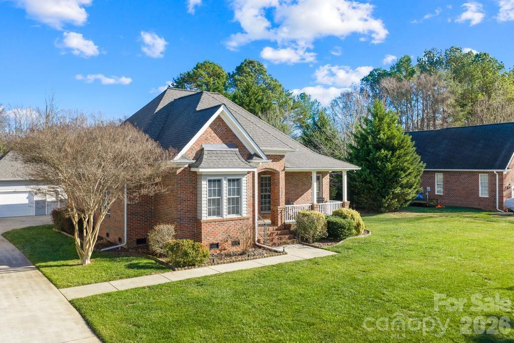 5244 Hickory Knoll Lane