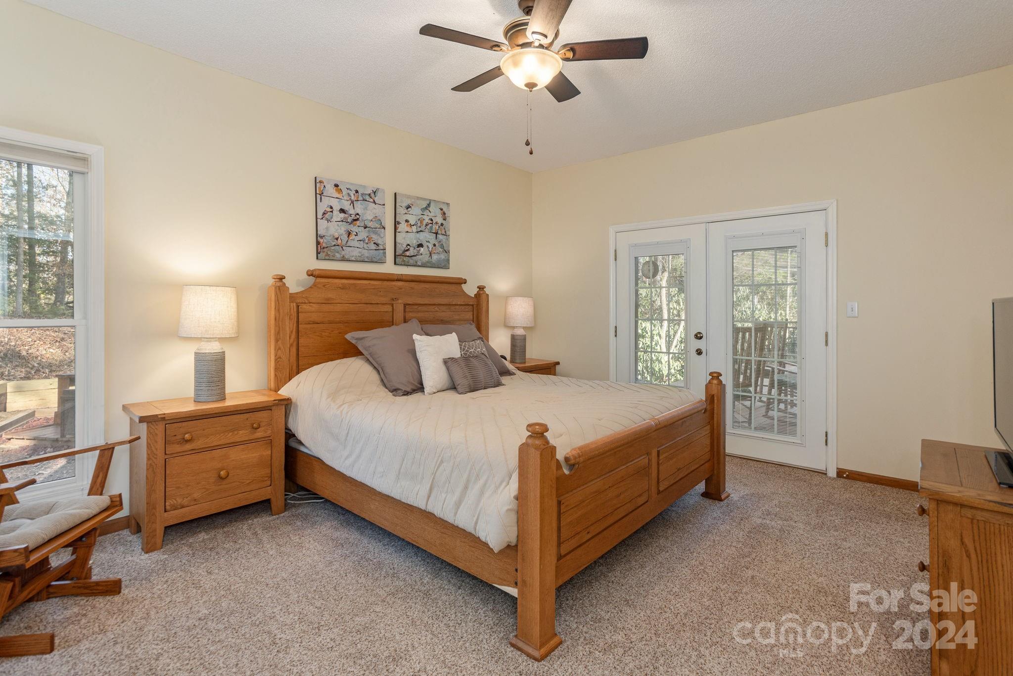 Deerlake Village - Residential