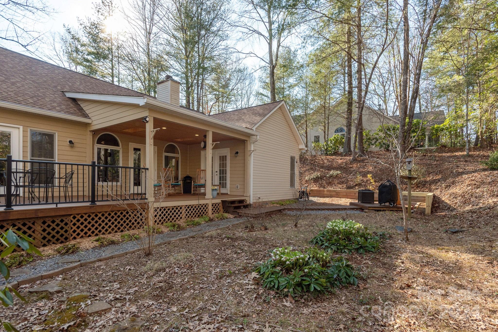 Deerlake Village - Residential