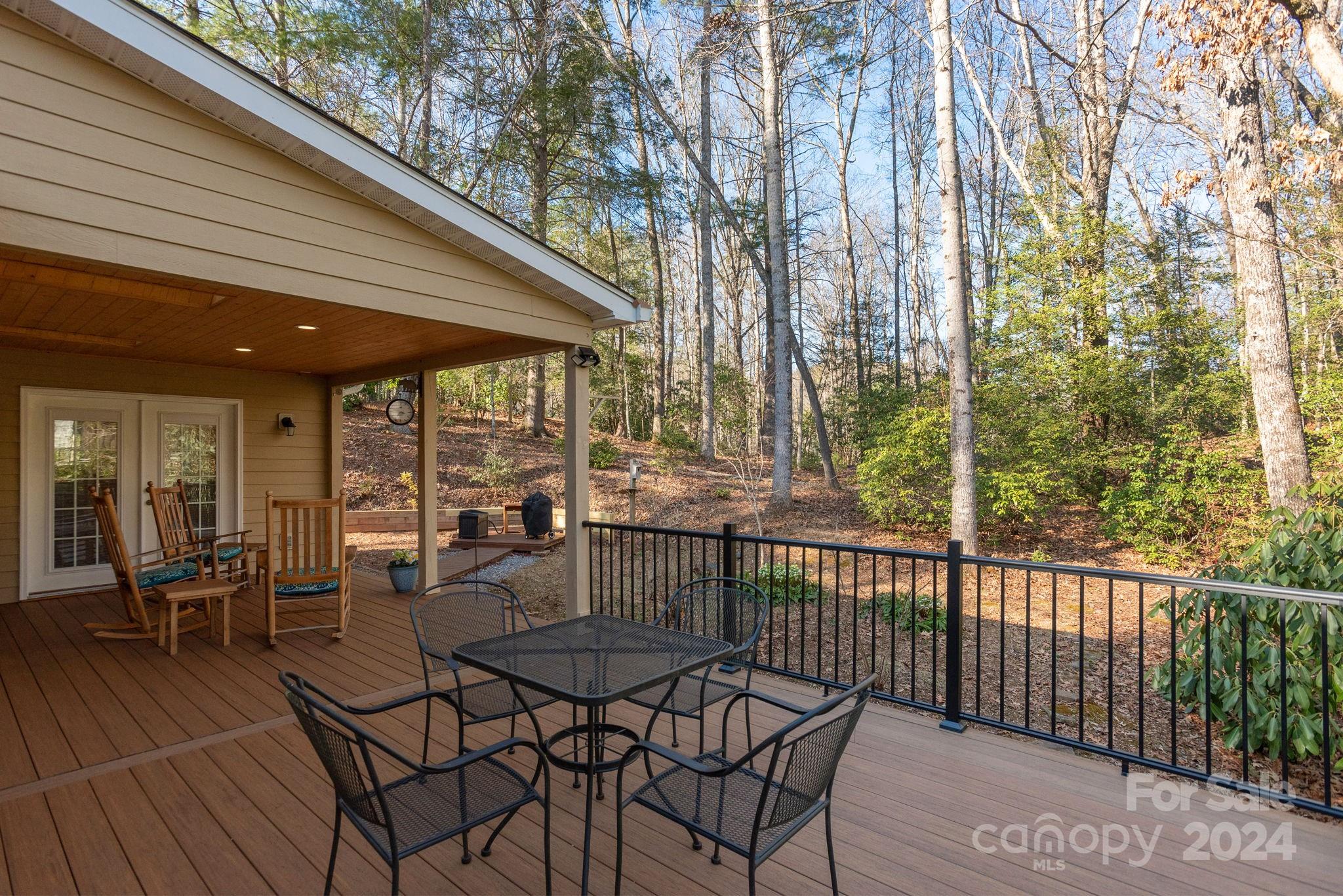 Deerlake Village - Residential