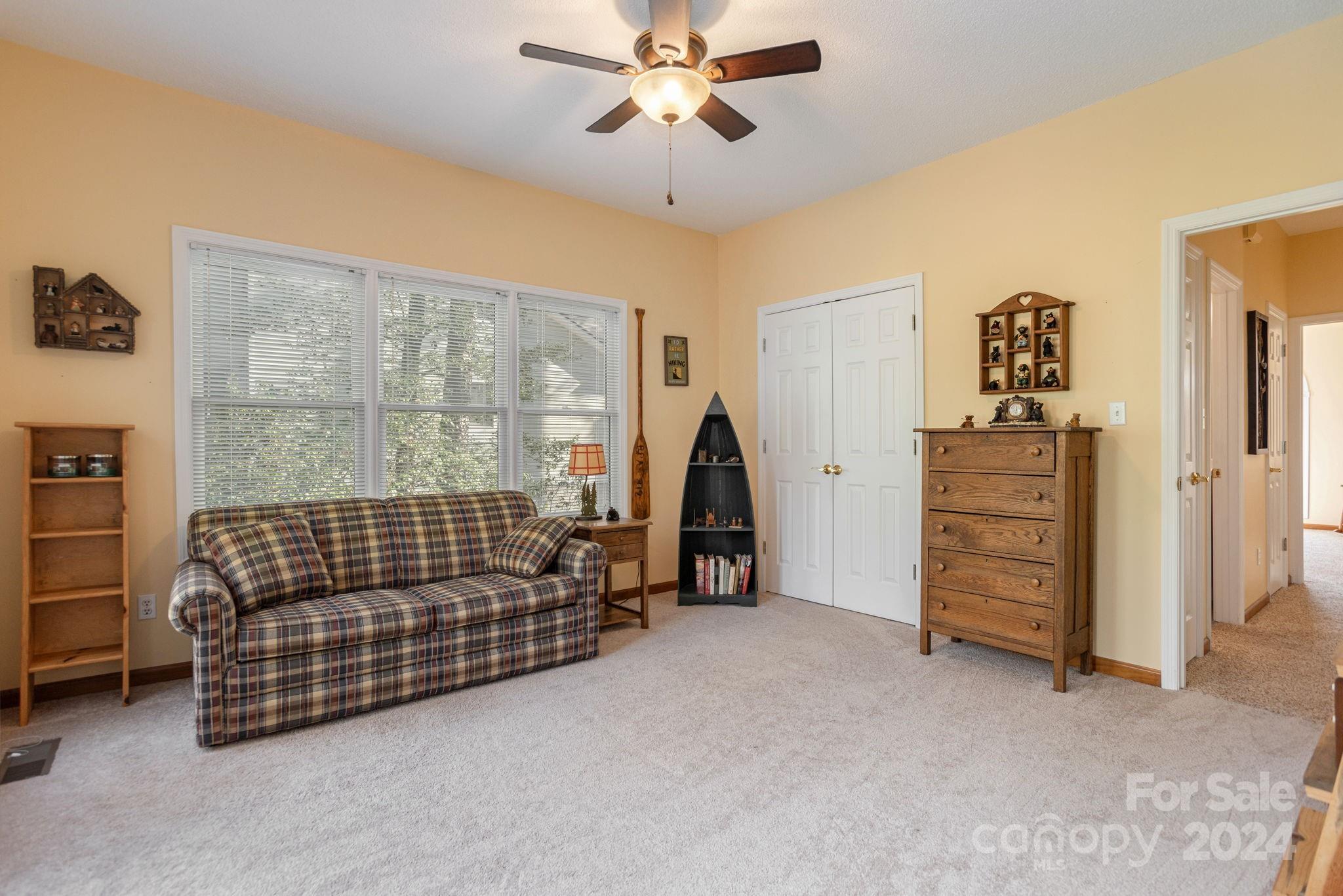 Deerlake Village - Residential