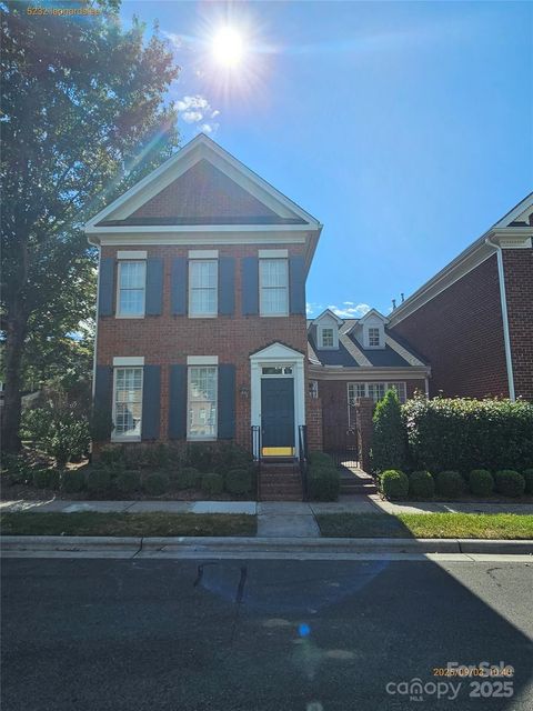 5232 Leonardslee Court Charlotte NC 28226