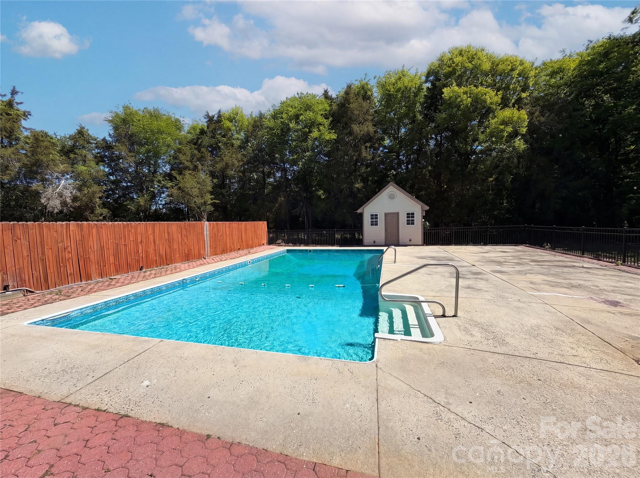 The Oaks Estates - Residential