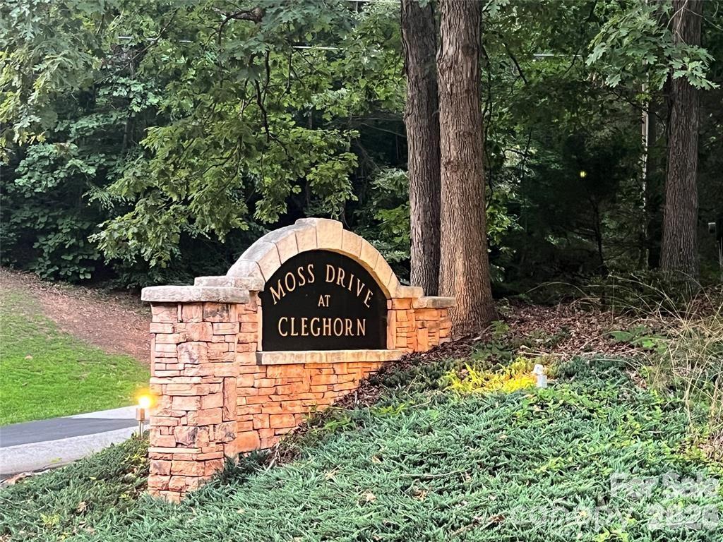 00 Moss Drive
