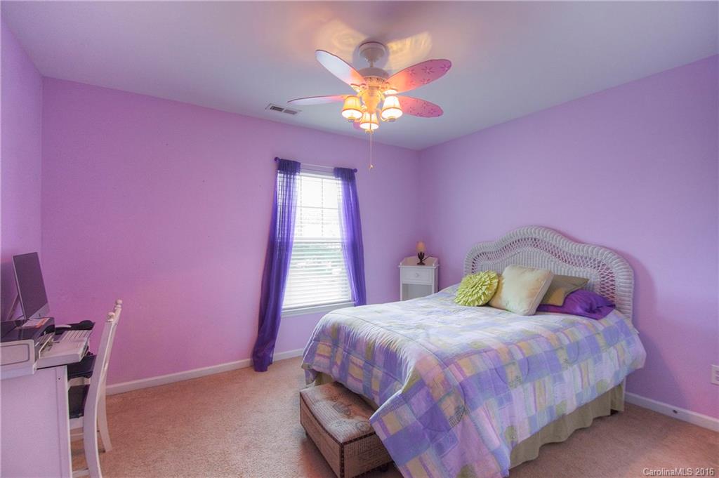 Ridge Pointe - Residential