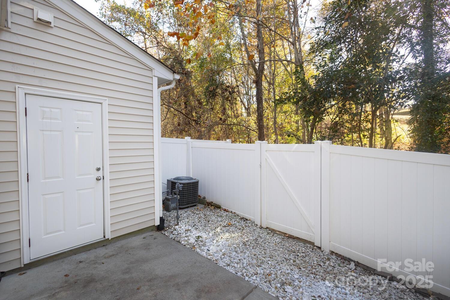 The Mews at Laurel Valley - Residential