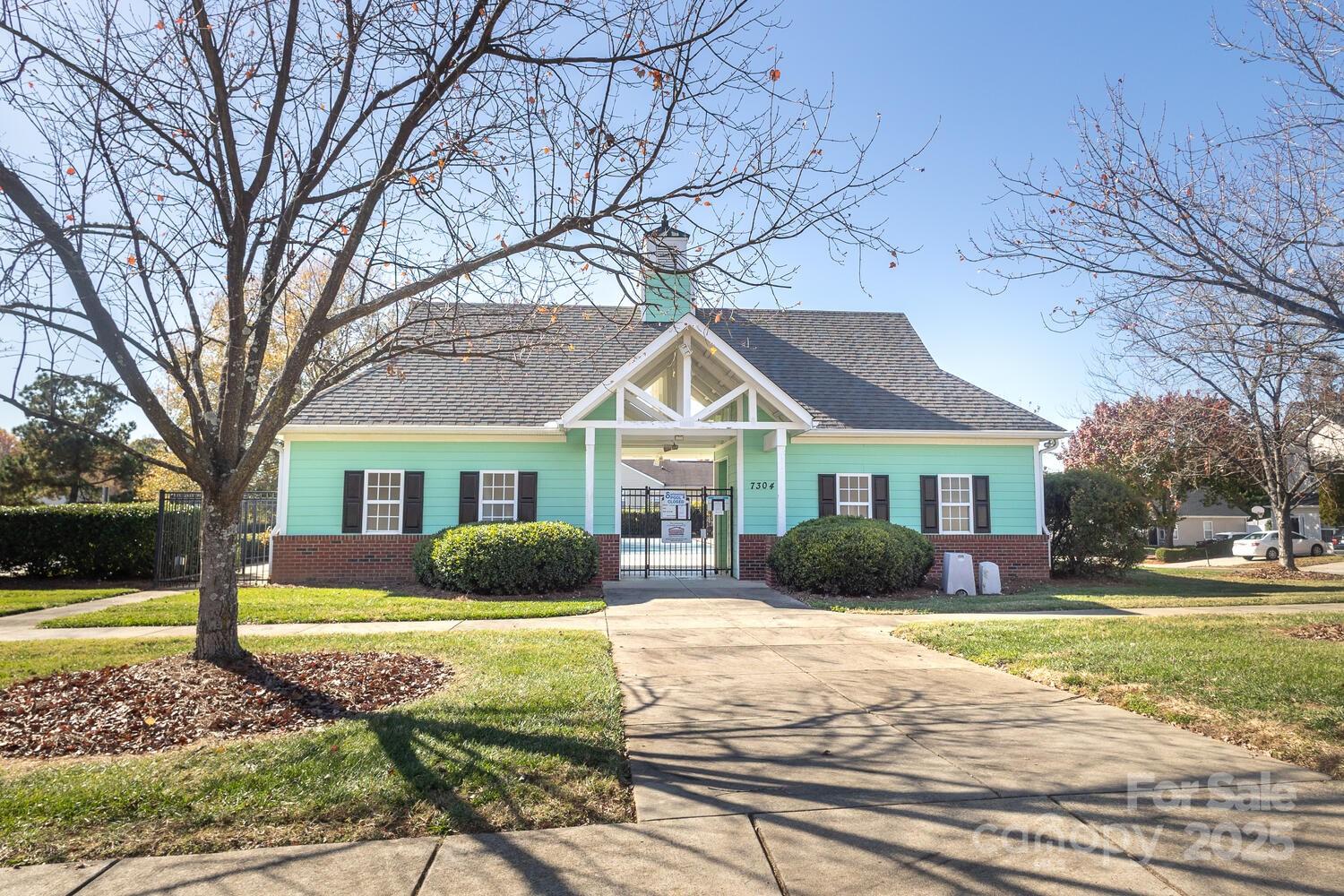 The Mews at Laurel Valley - Residential