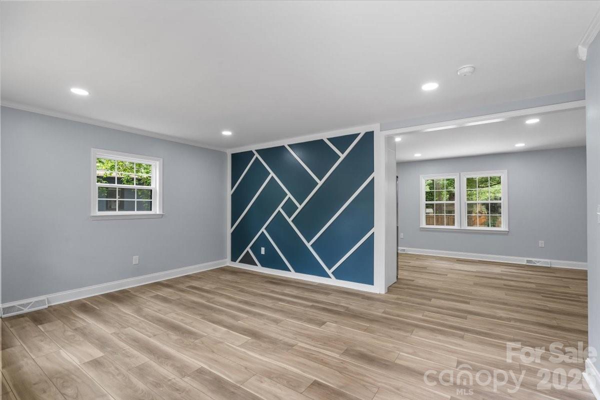 1519 Briarfield Drive