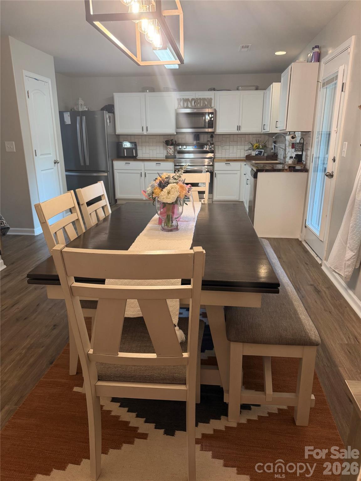 2212 Pinnacle View Drive