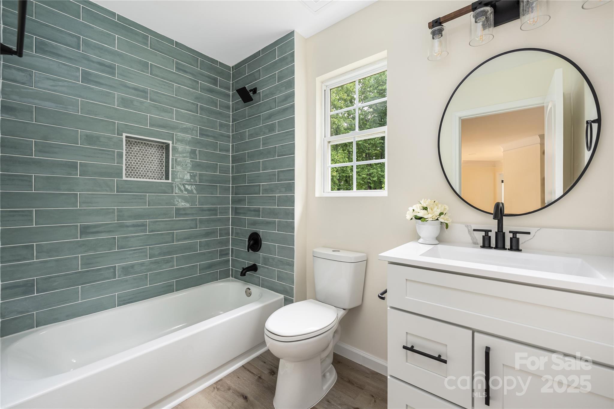 Sardis Beverly Park - Residential