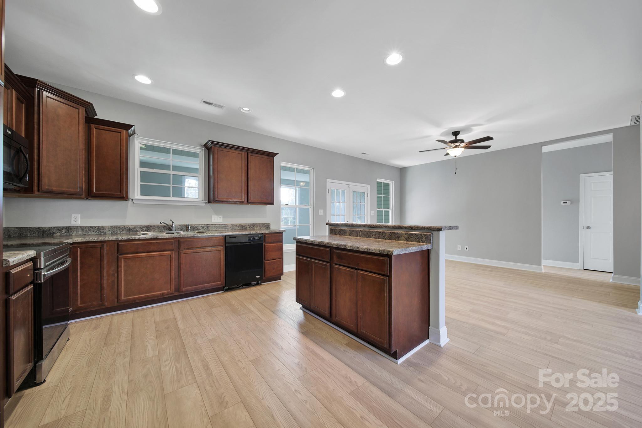 Stonetrace - Residential