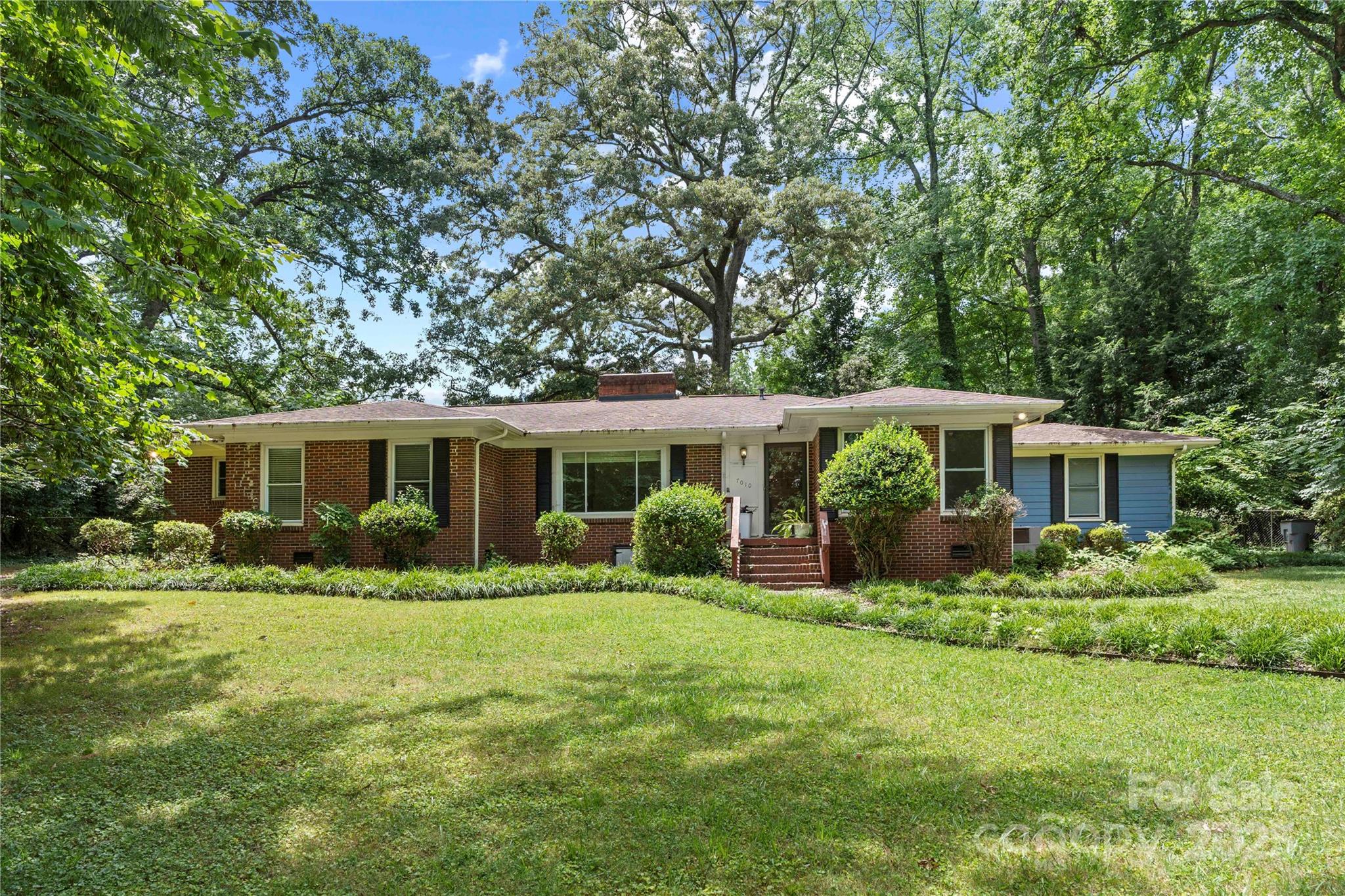7010 Monroe Road