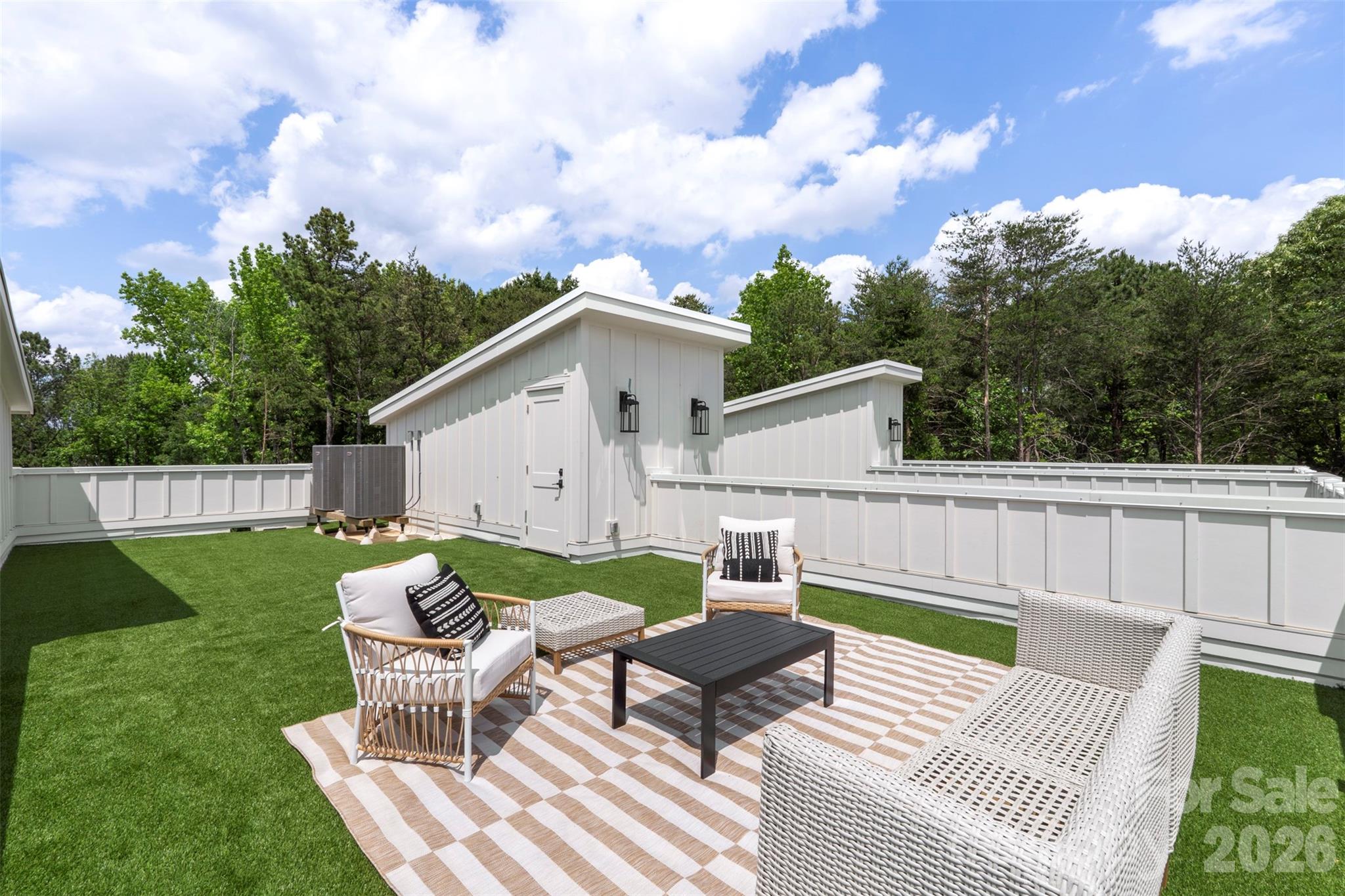 4004, 4008, 4012, 4016 Arvida Lane