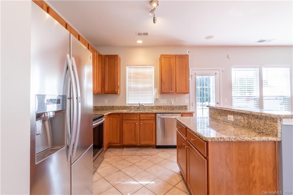 Ridge Pointe - Residential