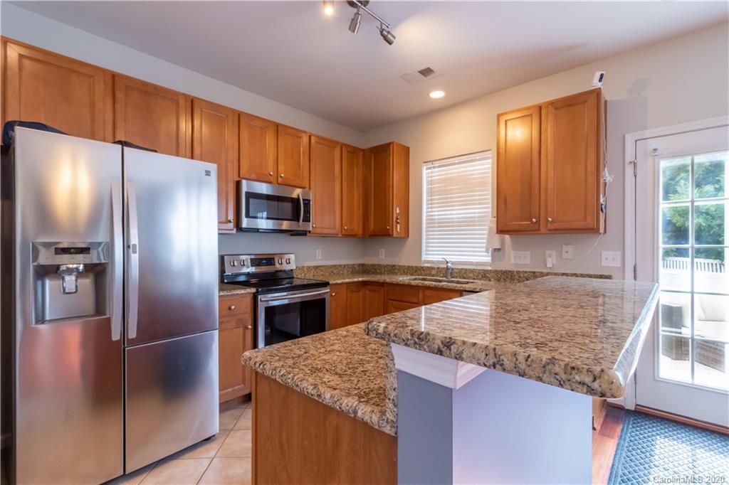 Ridge Pointe - Residential