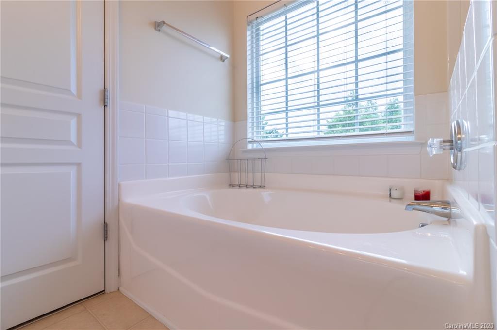 Ridge Pointe - Residential