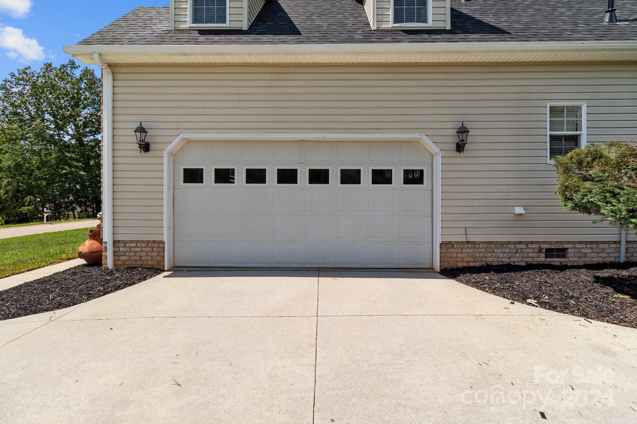 Granite Commons - Residential