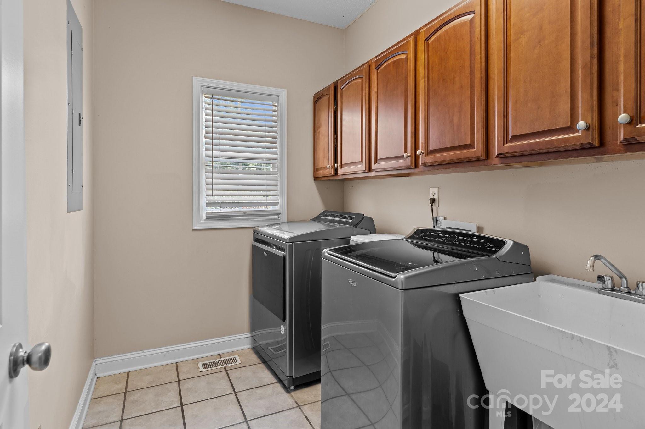 Granite Commons - Residential