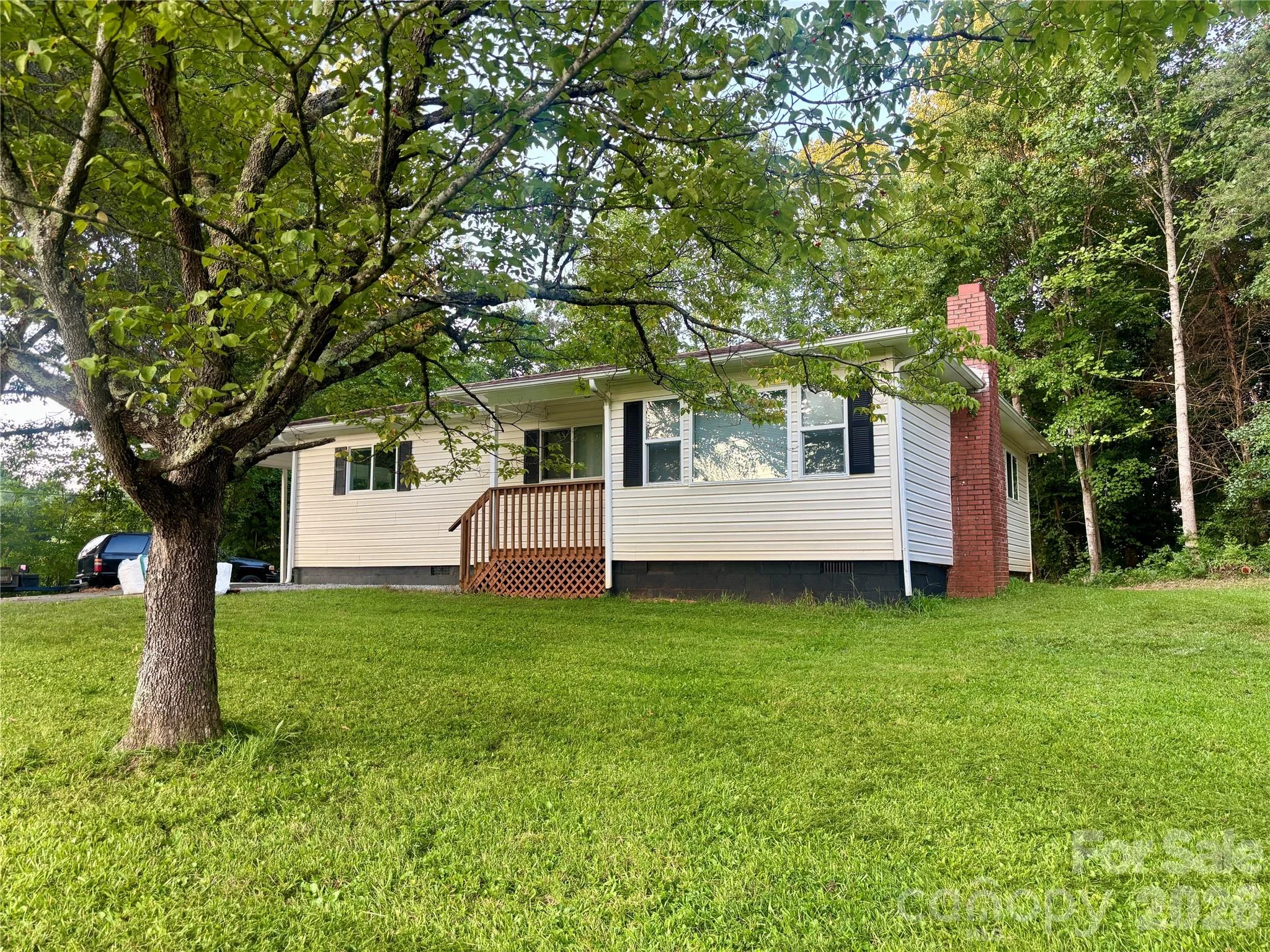 6622 Mountain Grove Road, Hickory, NC, 28602