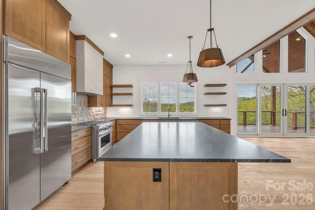 Greystone IV - Residential