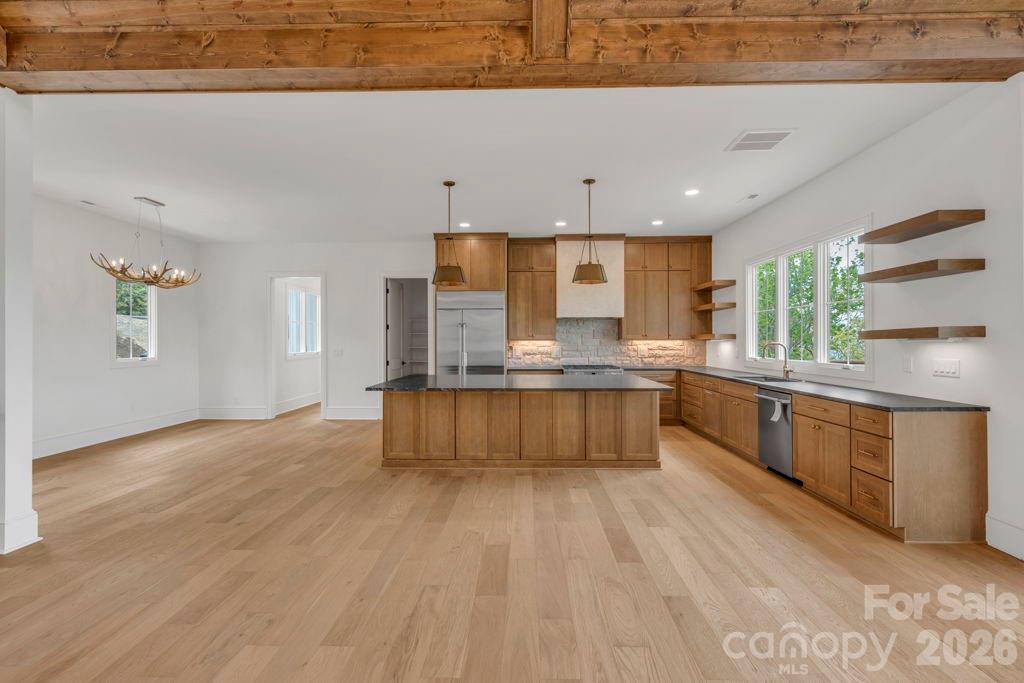 Greystone IV - Residential