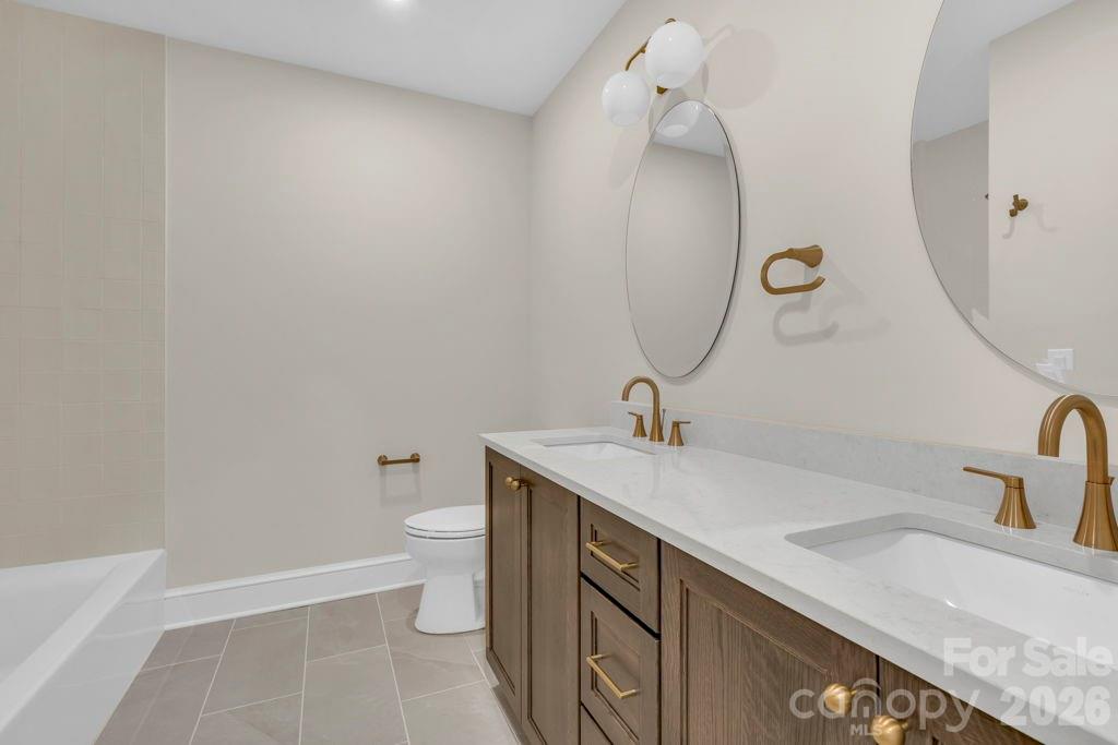 Greystone IV - Residential