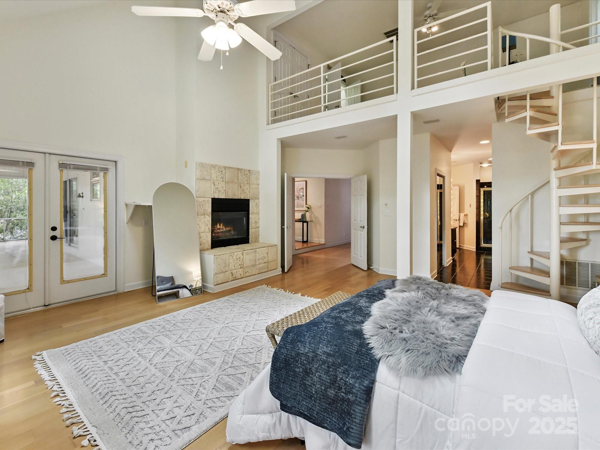 Tega Cay - Residential