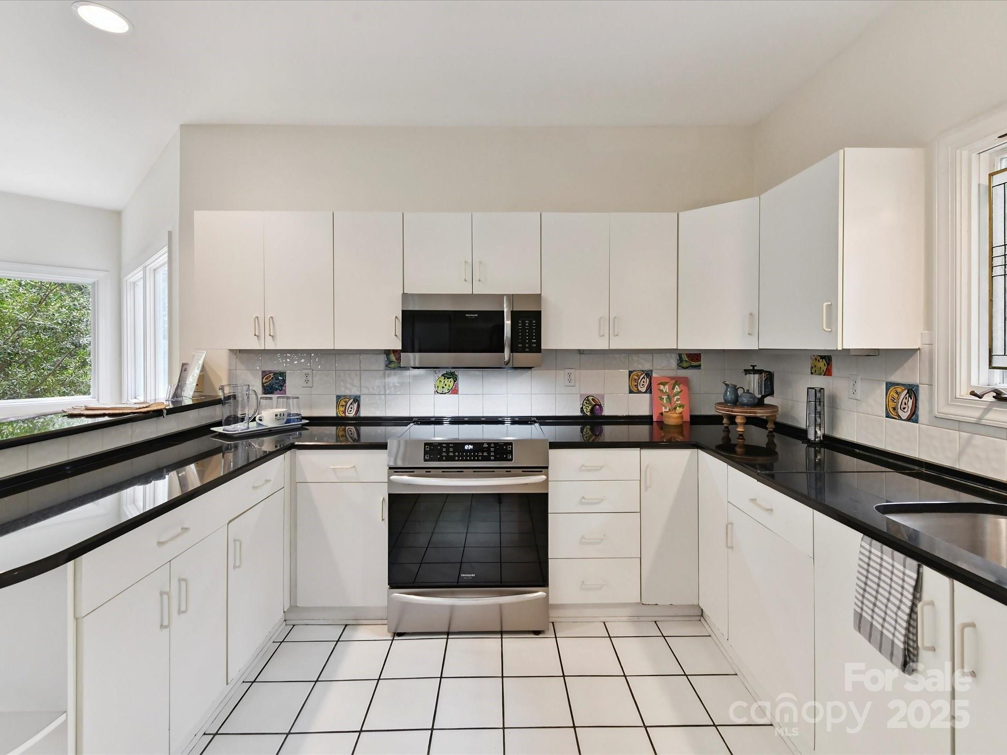 Tega Cay - Residential