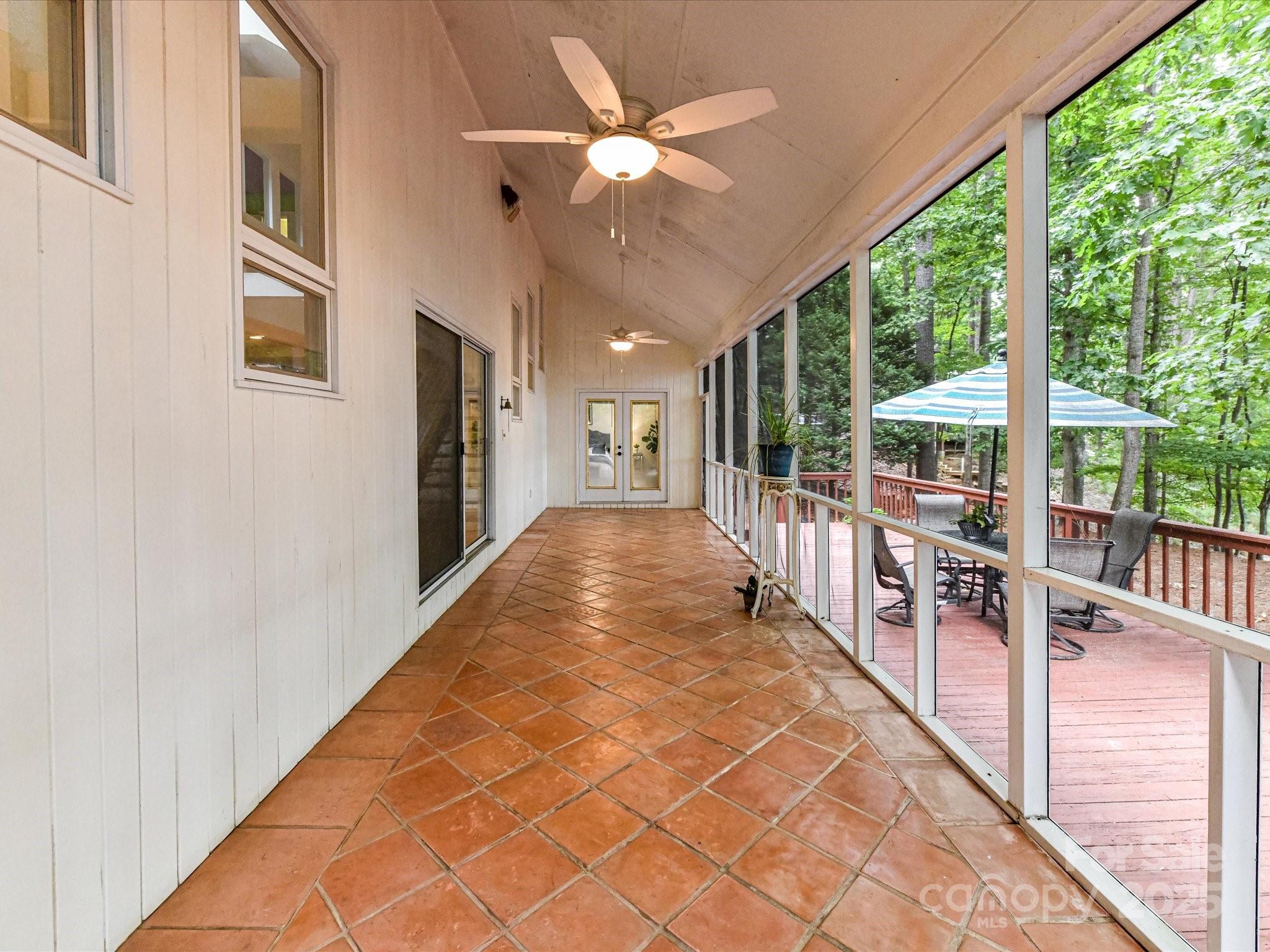 Tega Cay - Residential