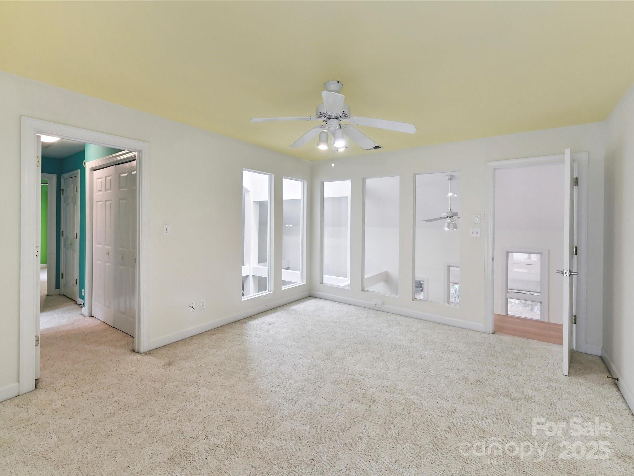 Tega Cay - Residential