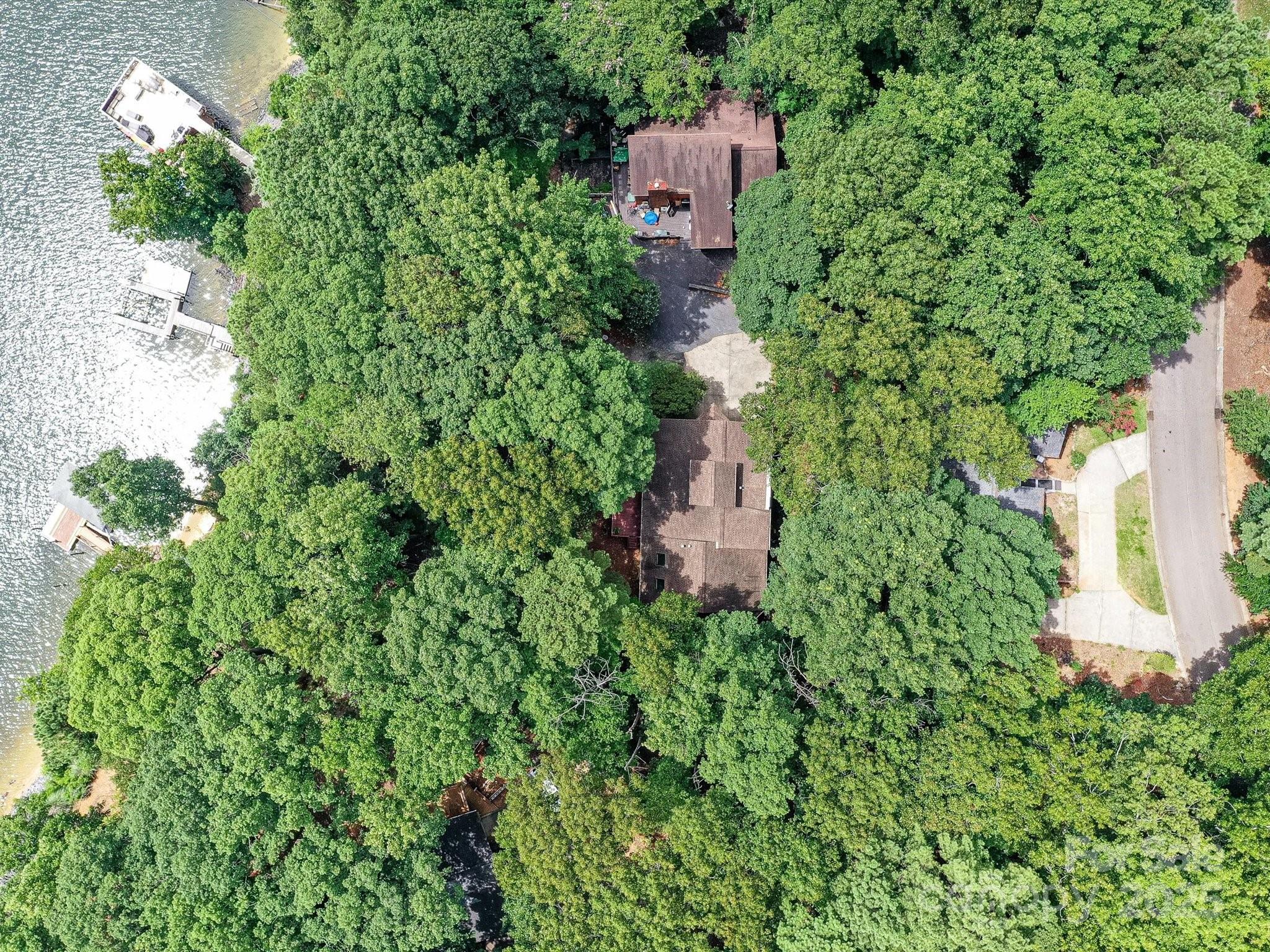 Tega Cay - Residential