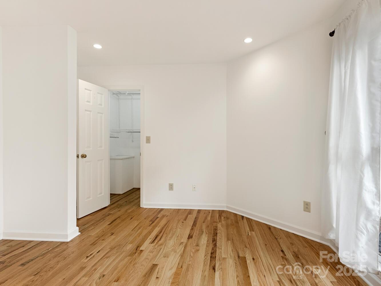 Carsons Pond - Residential