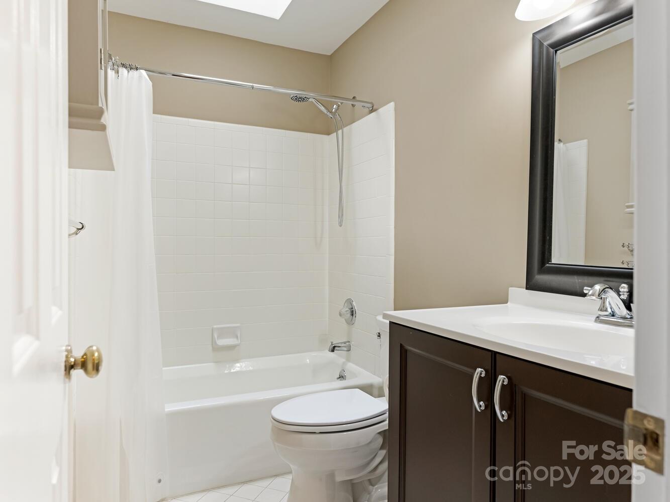 Carsons Pond - Residential