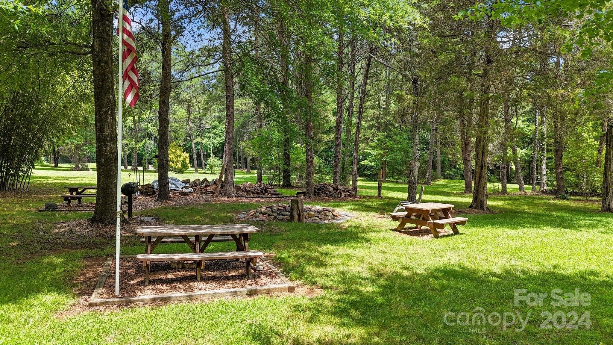 Larkin Sloan Estates - Residential